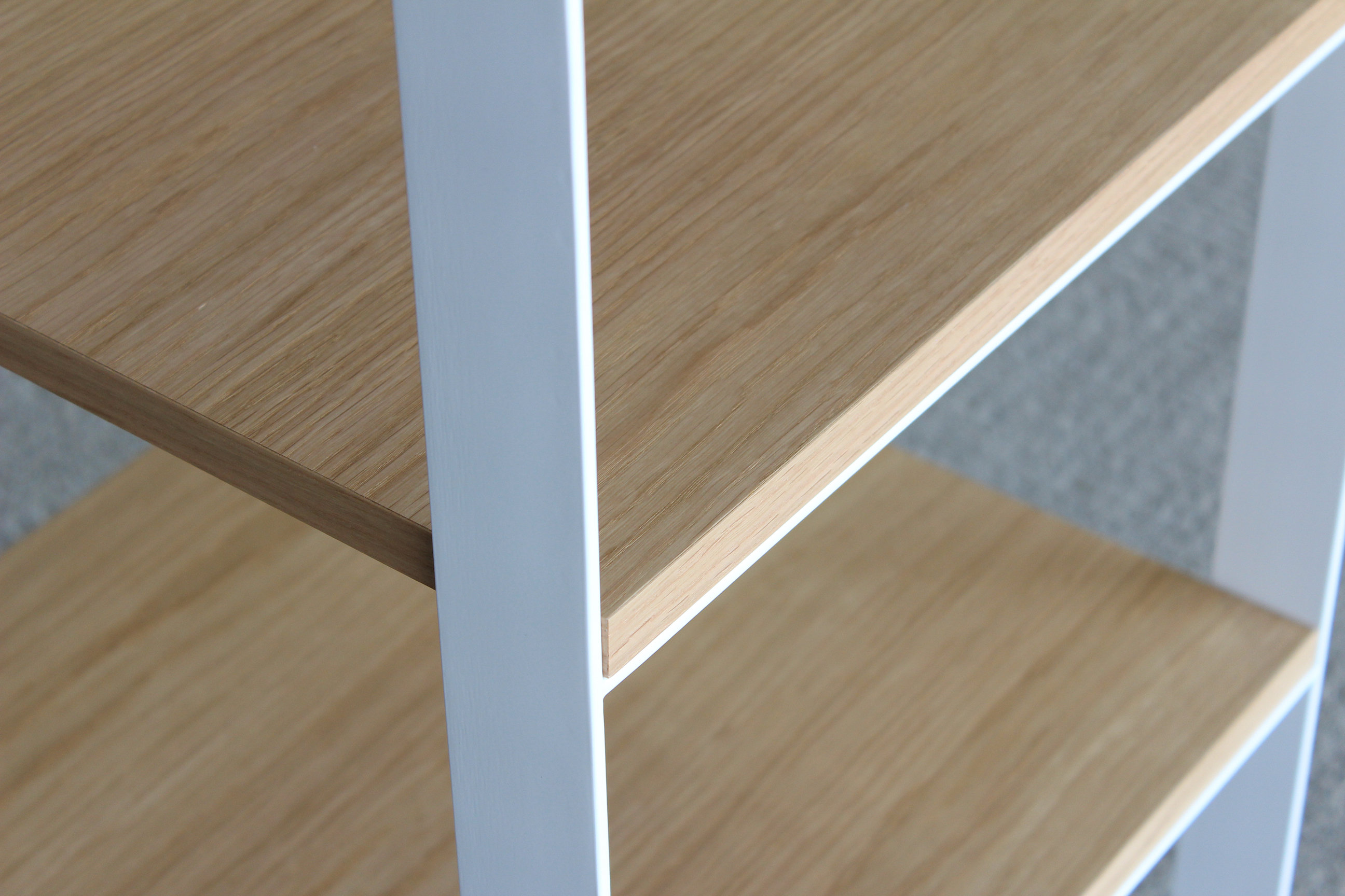 Etagère en bois et métal