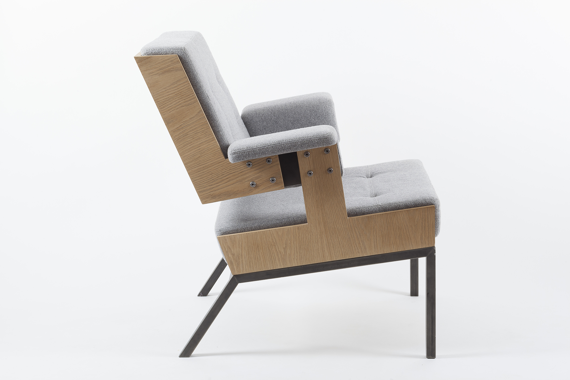 Designer lounge chair in felt and wood