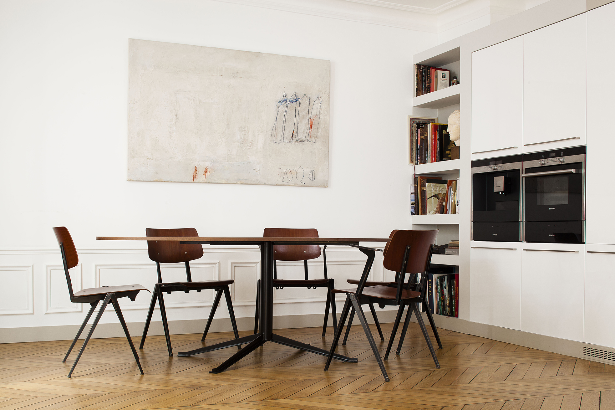 Table ovale métal et bois