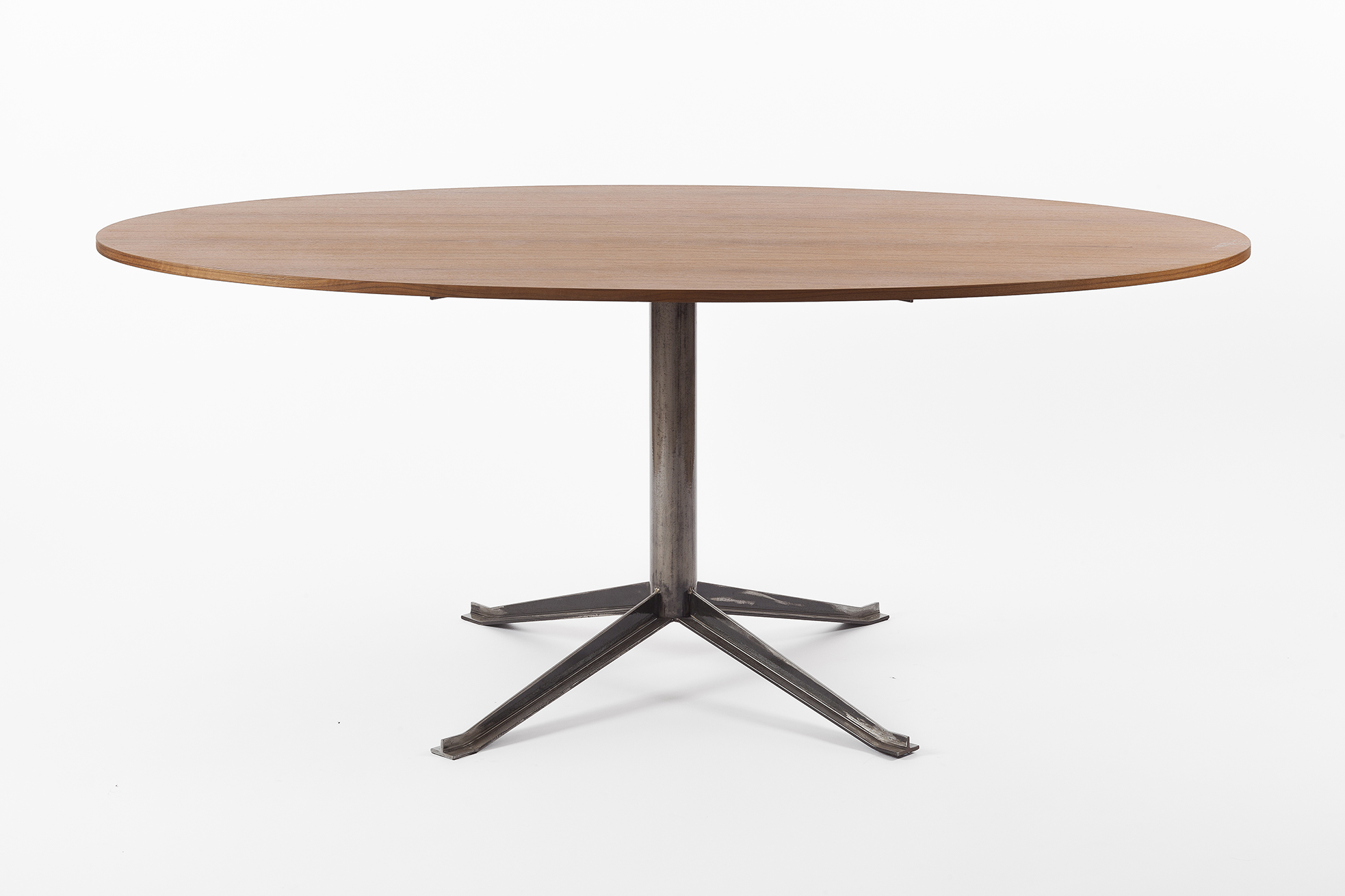 Table ovale métal et bois