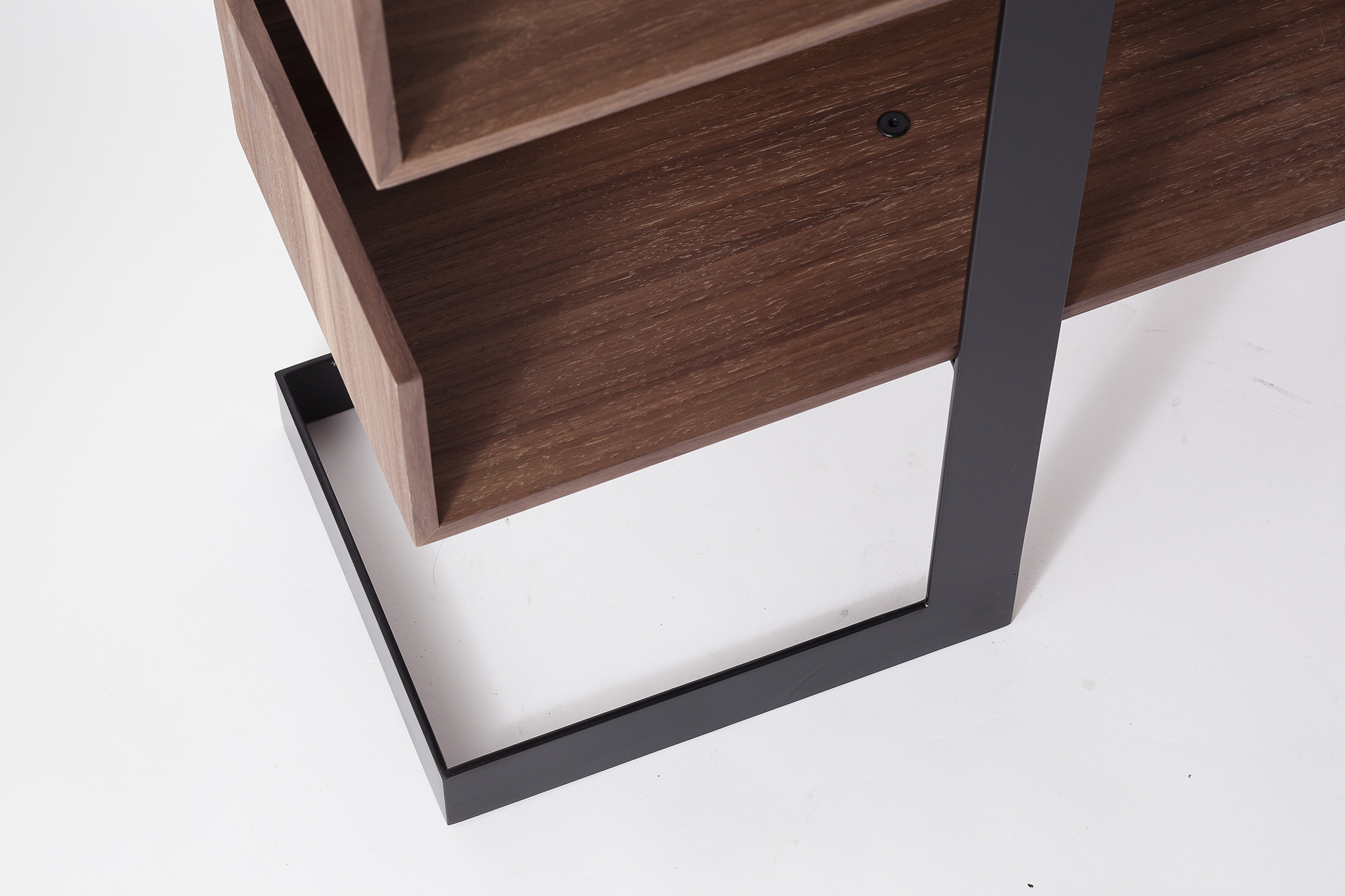 Designer bookshelf in metal and wood