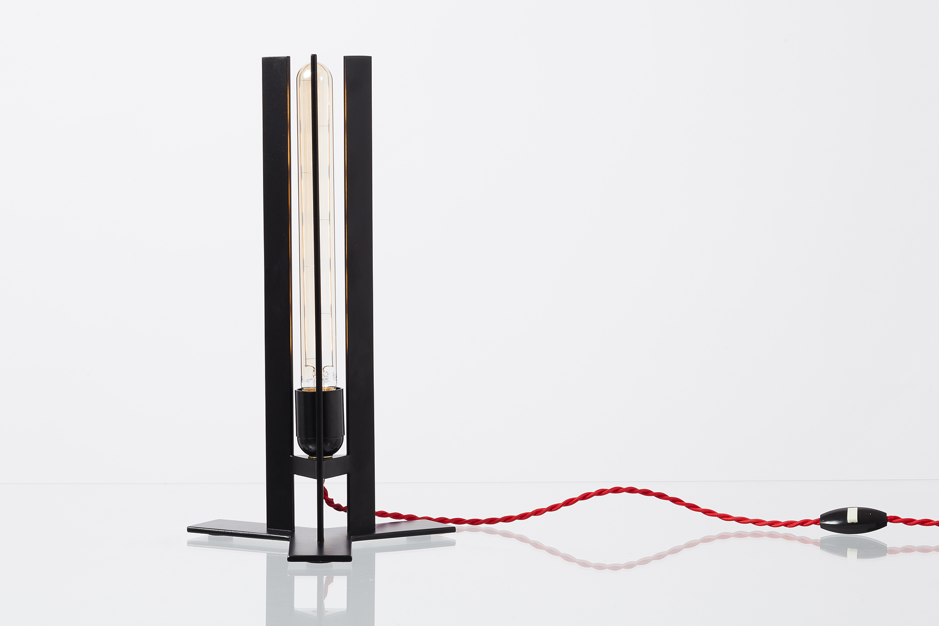 Lampe design métal noir Séverin