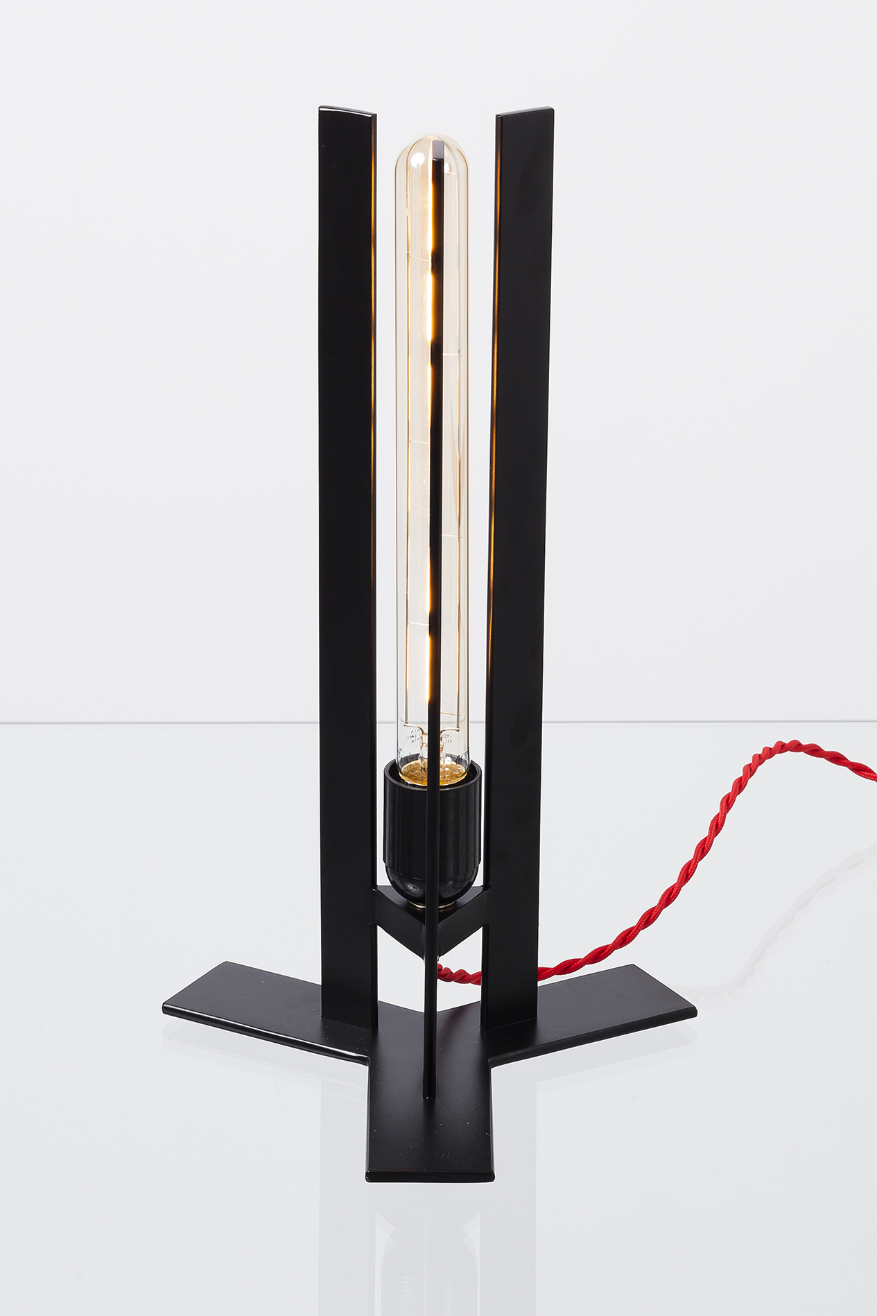 Lampe design en métal