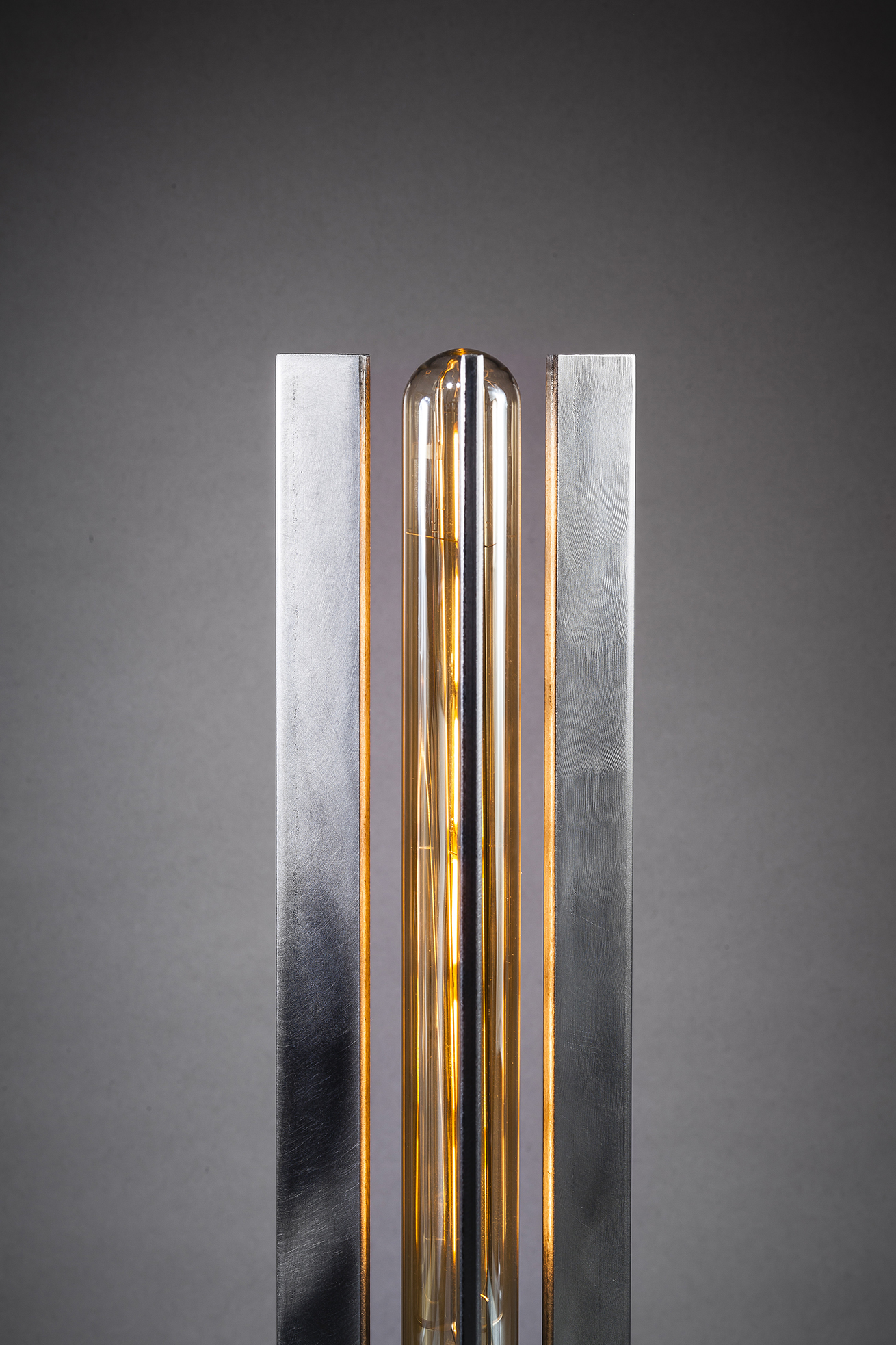 Lampe design en métal