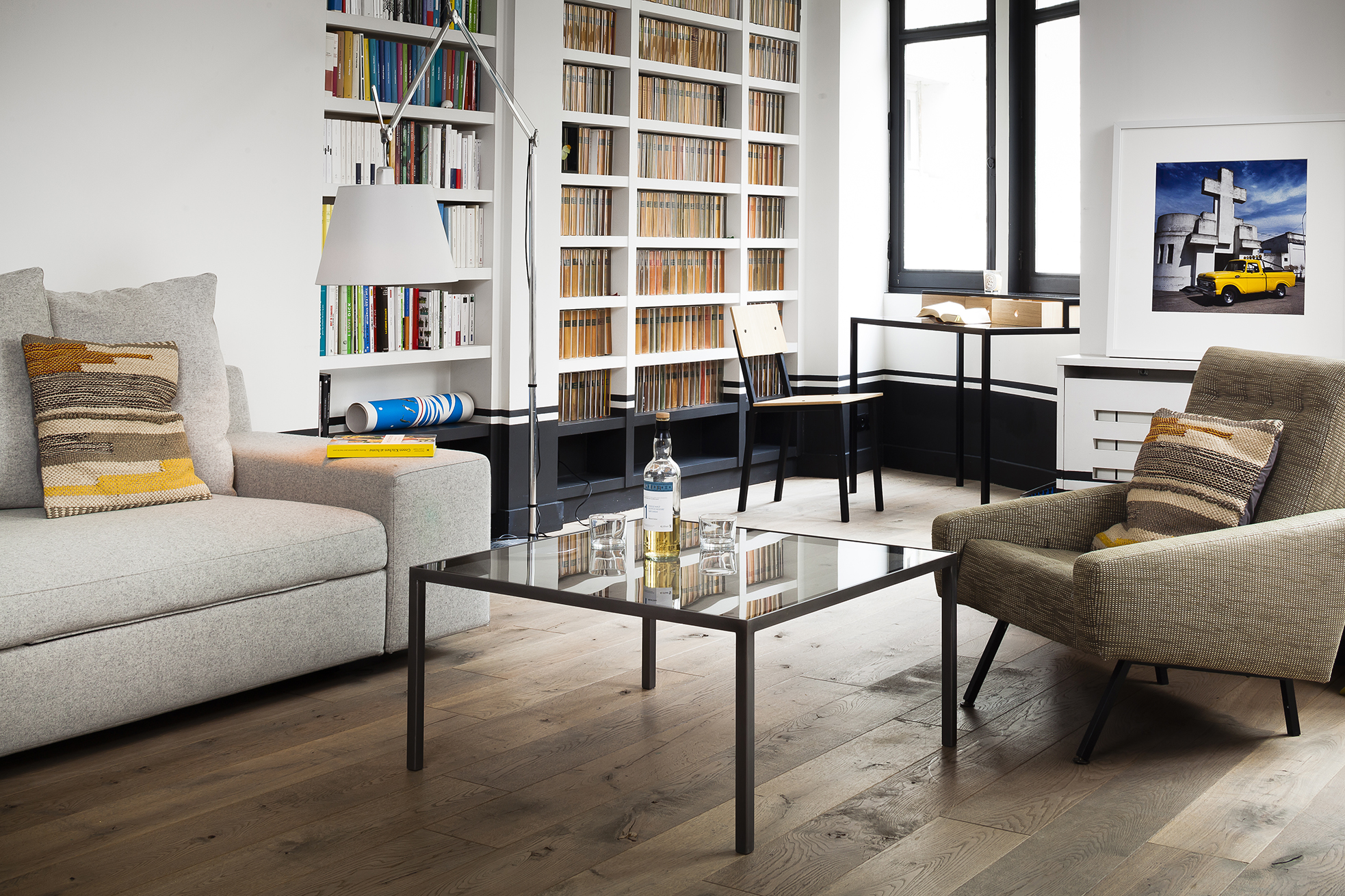 Table basse design verre teinté et métal brossé Vaneau par Alex de Rouvray